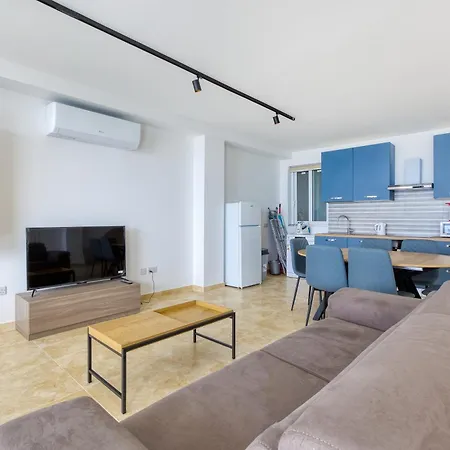 Daire A Large, Fully Equipped 2br In By 360 Estates Mellieħa