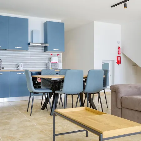 A Large, Fully Equipped 2br In By 360 Estates Apartment Mellieha