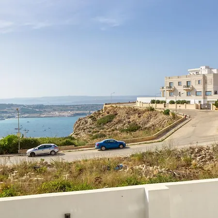 Apartment A Large, Fully Equipped 2br In By 360 Estates
