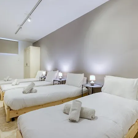 Appartamento A Large, Fully Equipped 2br In By 360 Estates *