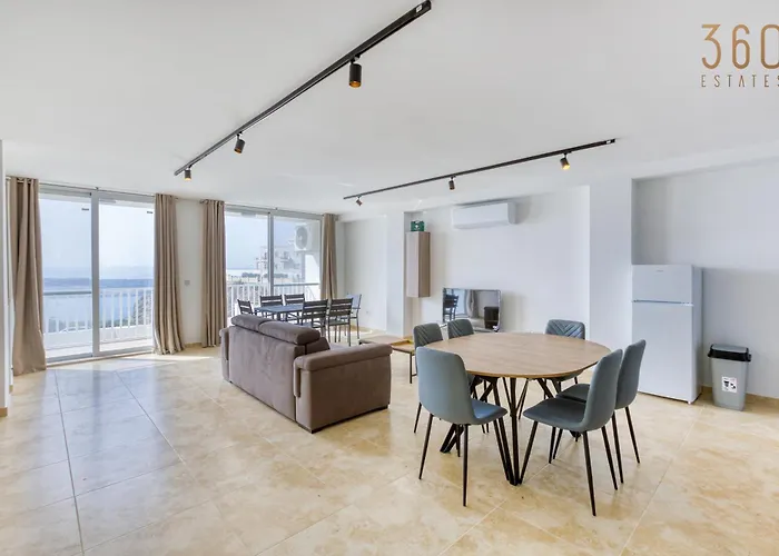 Appartement A Large, Fully Equipped 2br In By 360 Estates *