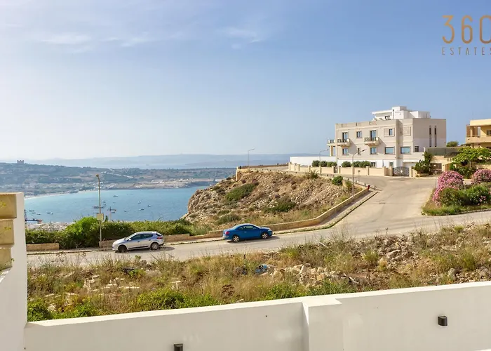 Appartement A Large, Fully Equipped 2br In By 360 Estates