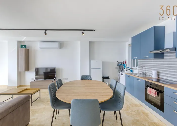 Appartement A Large, Fully Equipped 2br In By 360 Estates *