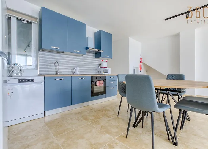 A Large, Fully Equipped 2br In By 360 Estates * Mellieħa